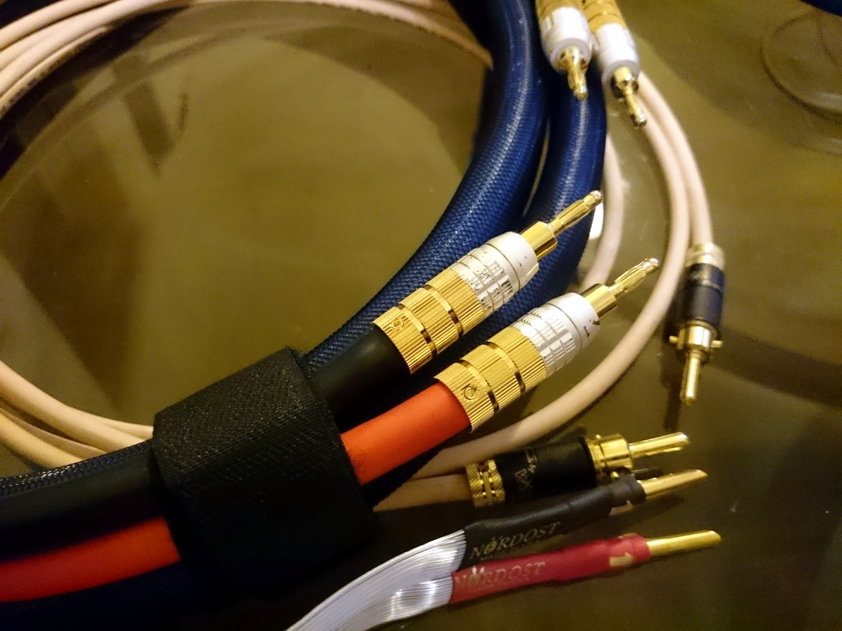 whatishifi: Testing speaker cables: Nordost Red Dawn, Van Den Hul 